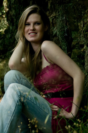 Female model photo shoot of Abigail Hayden