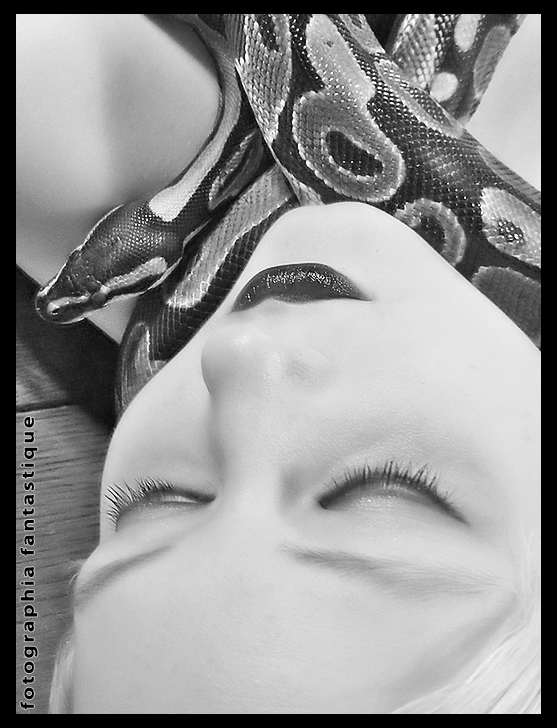 Female and Male model photo shoot of Arielle Aquinas and dalton the snake by Fotographia Fantastique in Cincinnati, OH