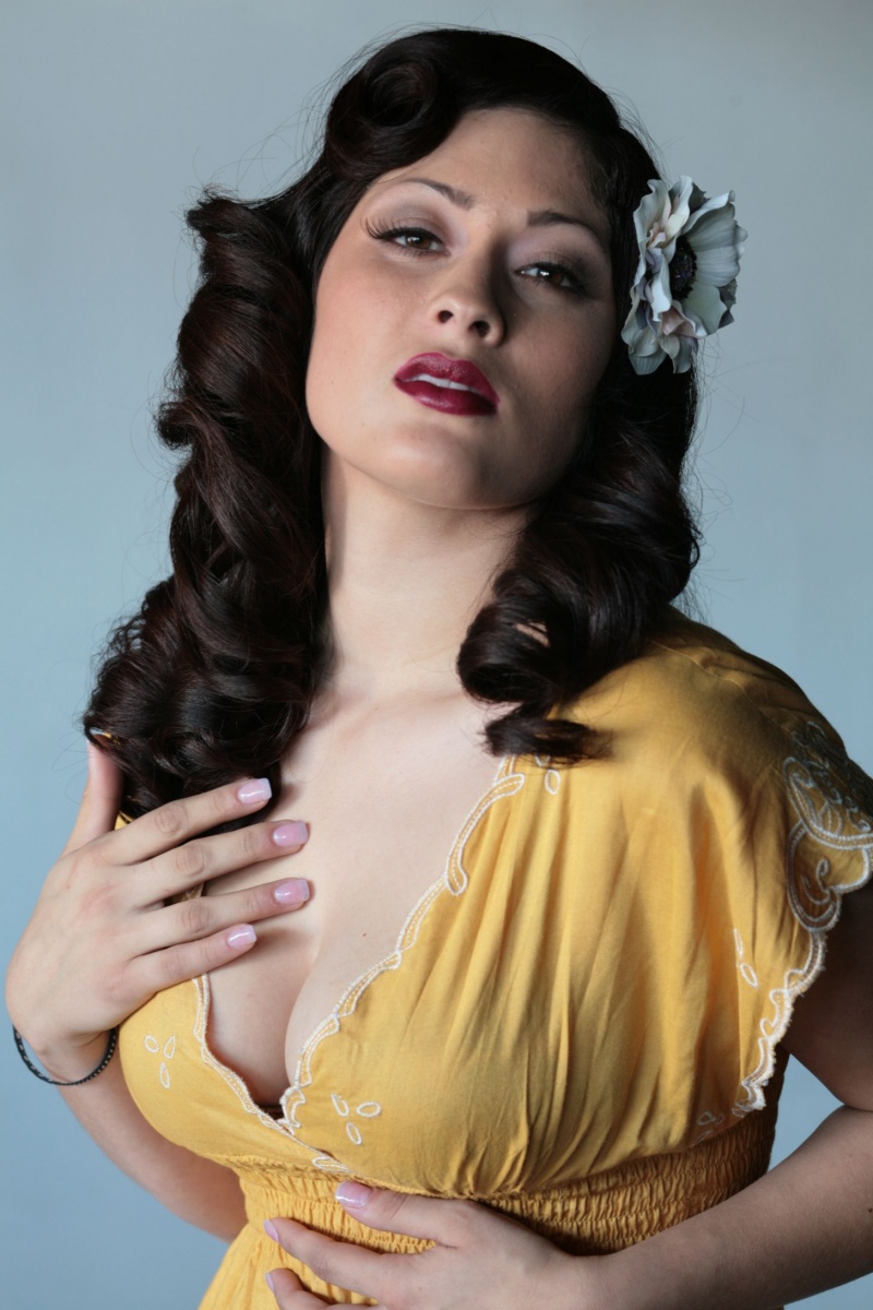Female model photo shoot of Crystal De La Cruz