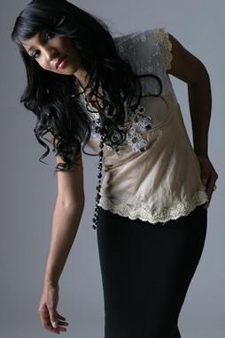 Female model photo shoot of Nadia Lewis