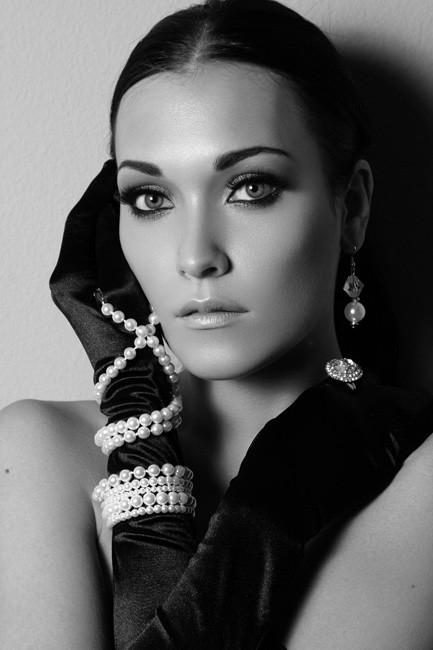 Female model photo shoot of TERESA ASERETT by WAR , makeup by Kristin Carson