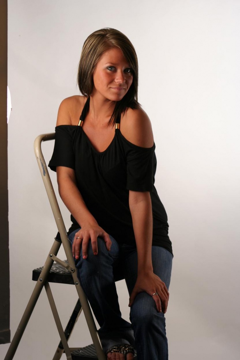 Female model photo shoot of Melissa Sturman