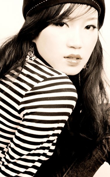 Female model photo shoot of Melissa Sa