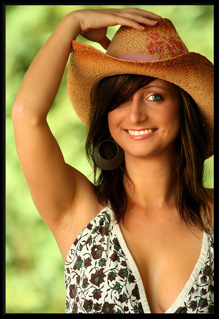 Female model photo shoot of Sarah Emerald by Mike Eaddy in Lake City, SC