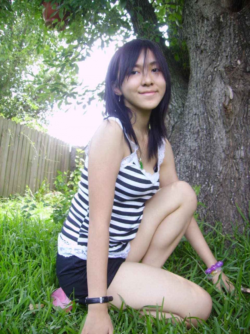Female model photo shoot of Nha Nguyen