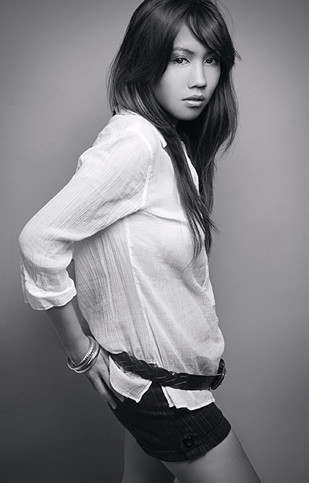 Female model photo shoot of Erika Bacani