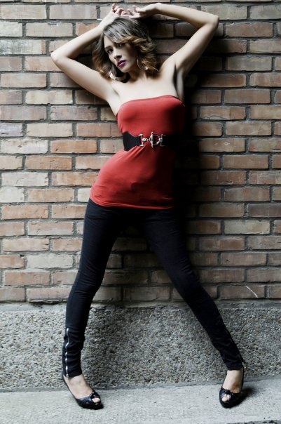 Female model photo shoot of XXdanniiXX