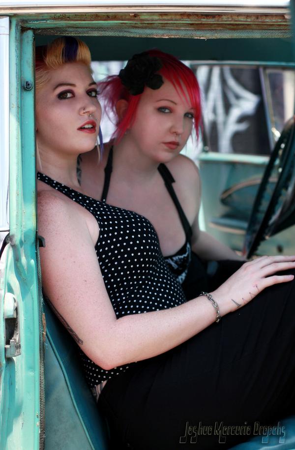 Female model photo shoot of CattSmear and Lily Blackout by El Mercurio  in Houston, TX