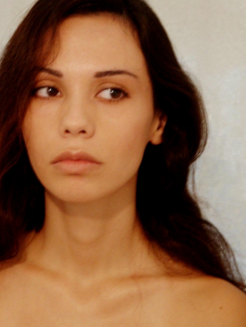 Female model photo shoot of Nefertitie