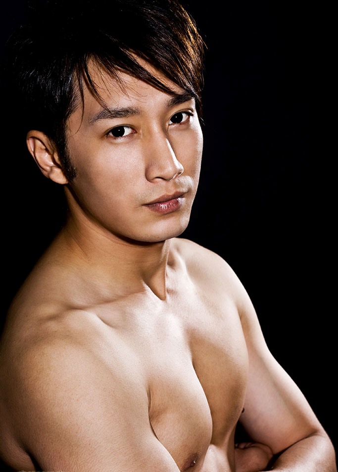 Male model photo shoot of JoshuaChoo by eyedear