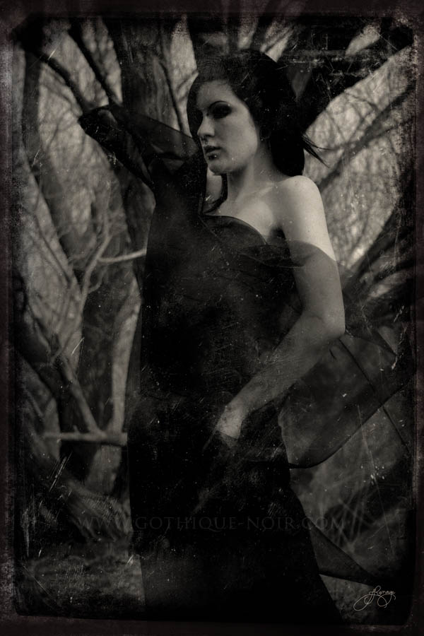 Female model photo shoot of Elise Gregg-Schofield by Gothique Noir