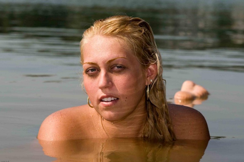 Female model photo shoot of Aubrey Johnson by Harry Farrell in Lake Lanier