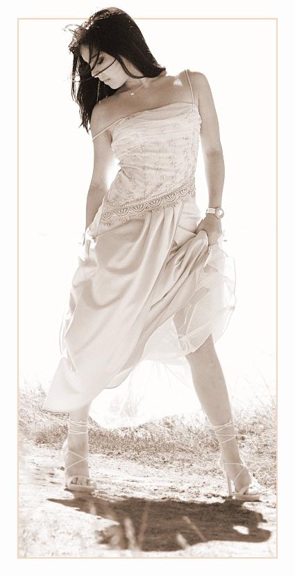 Female model photo shoot of maritza vega in newark, ca.