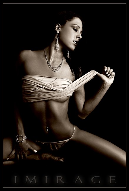 Female model photo shoot of Tania Lynn by Lee LHGFX