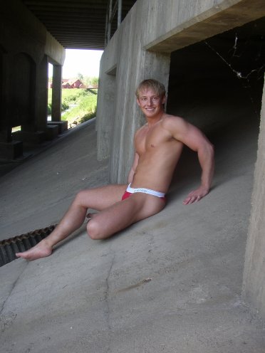 Male model photo shoot of Scott Andersen in Omaha, NE