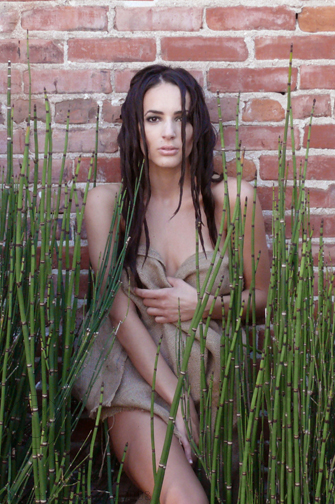Female model photo shoot of Bri Carter by Alberto Bevacqua