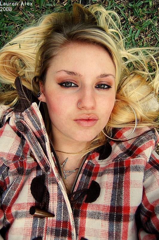 Female model photo shoot of Lauren Alex in Lake Forest