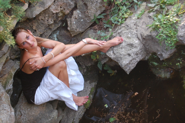 Female model photo shoot of Amanda Catherine in tulsa oklahoma