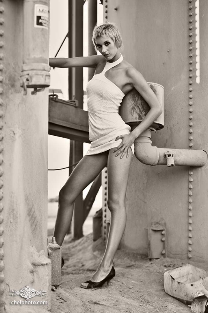 Female model photo shoot of Alikona by chelphoto