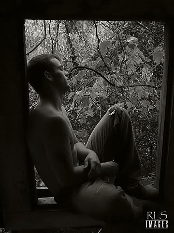 Male model photo shoot of Keith Adair in Wetumpka