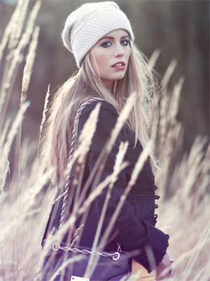Female model photo shoot of Jen Noa by Jennifer Dickinson