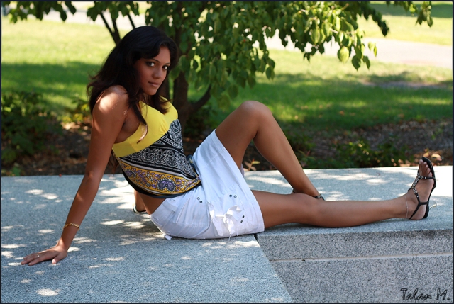 Female model photo shoot of Simzzzz by Talan M in Princeton, NJ, makeup by KoCoBronzz