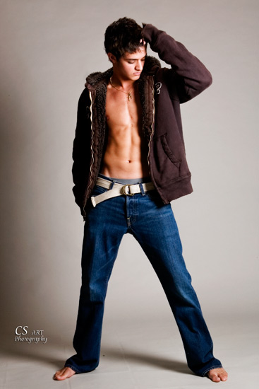 Male model photo shoot of Nicholas DeLisi