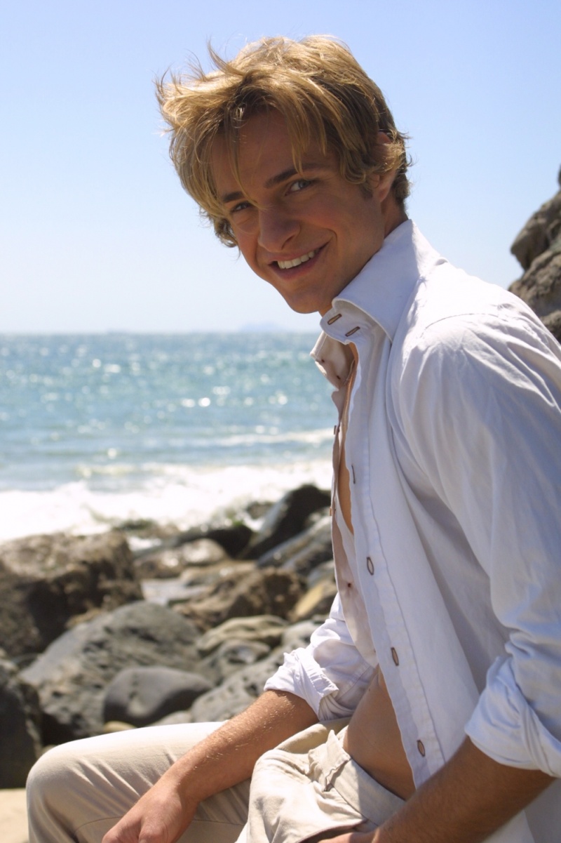 Male model photo shoot of Ulices Del Toro in Zuma Beach, Ca