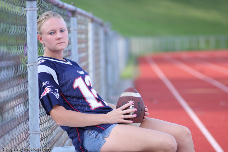 Female model photo shoot of Julie Chapin