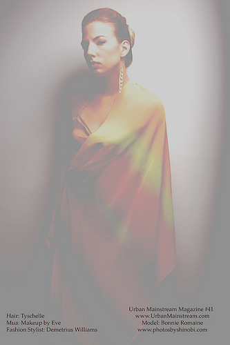 Female model photo shoot of Bonnie Romaine