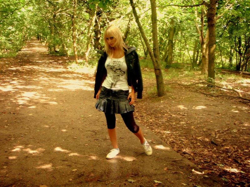 Female model photo shoot of Emily_Rose in Non-Such Park, Cheam