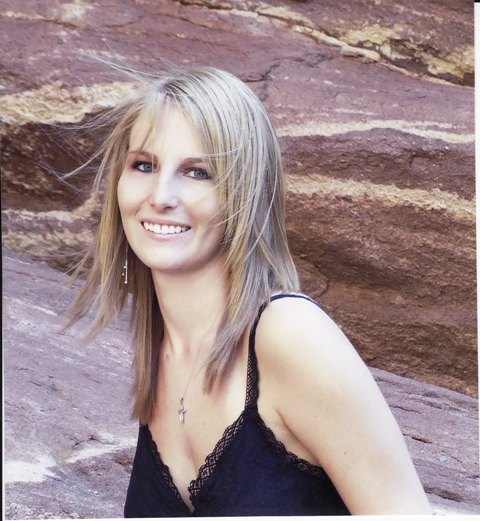 Female model photo shoot of Shannon36 in Red Rocks