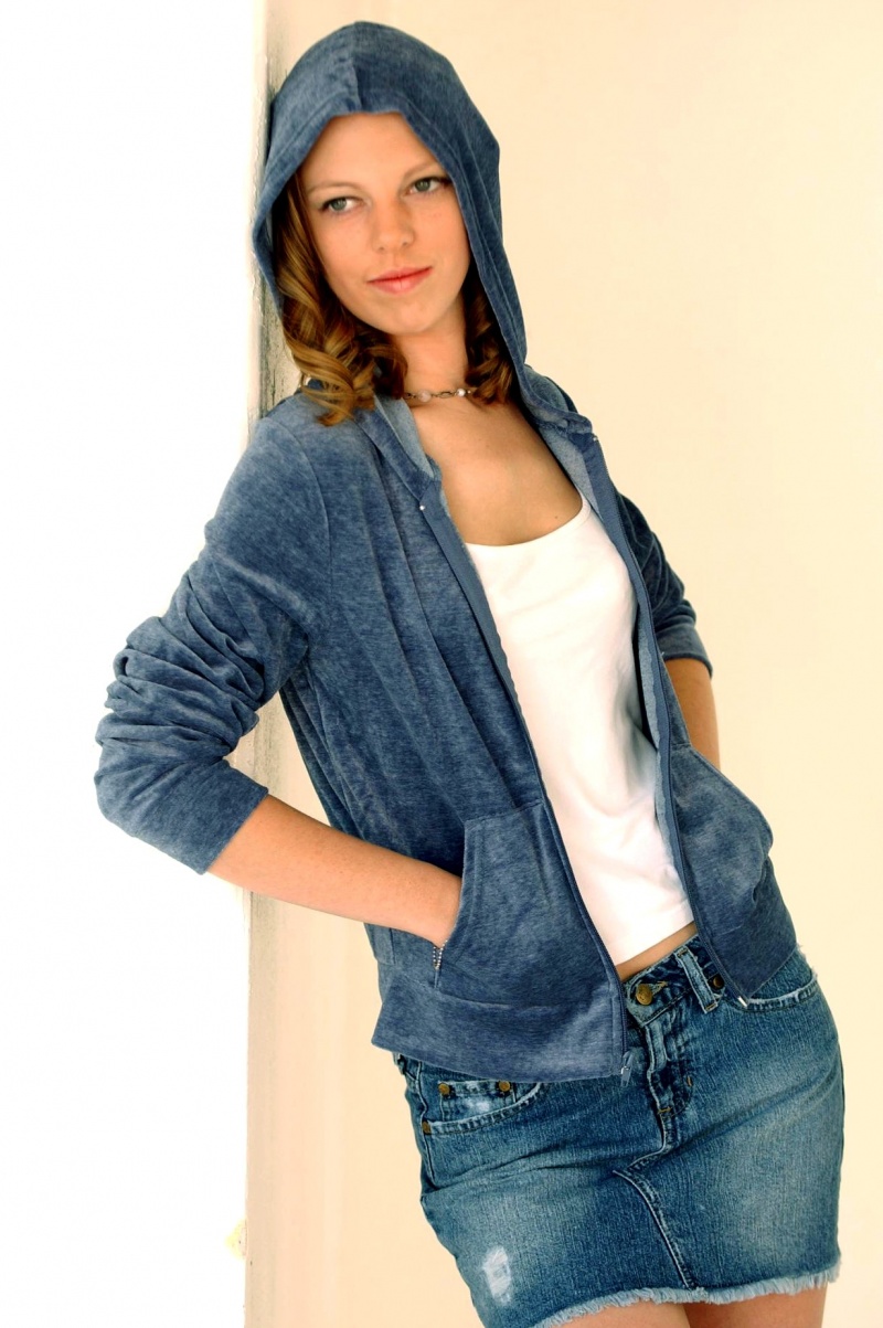 Female model photo shoot of Shastacola