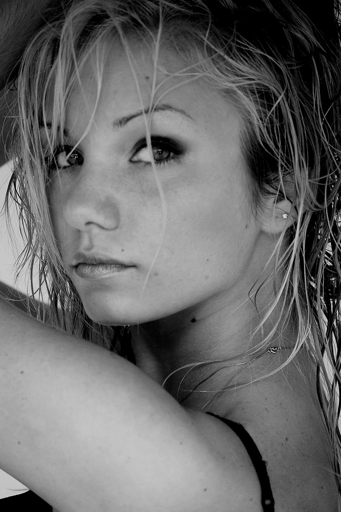 Female model photo shoot of USCHI