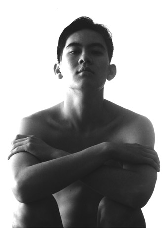 Male model photo shoot of Henry Truong