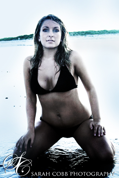 Female model photo shoot of Heather Lindberg