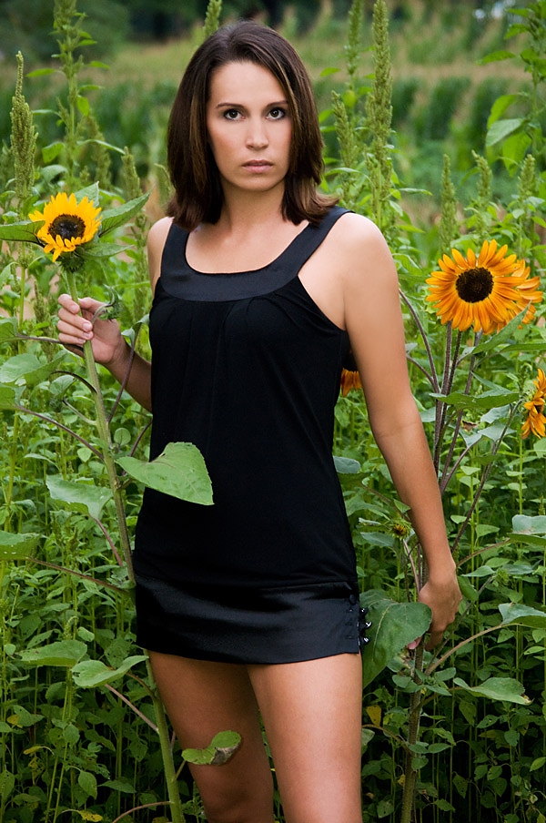 Female model photo shoot of Jessie Elisa in Tennessee