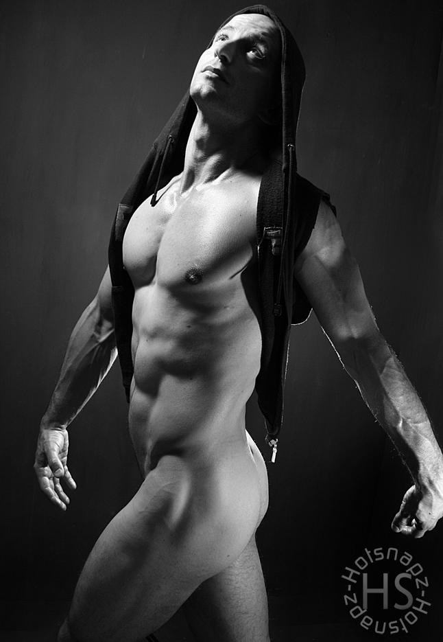 Male model photo shoot of Nigel Wills by HOTSNAPZ