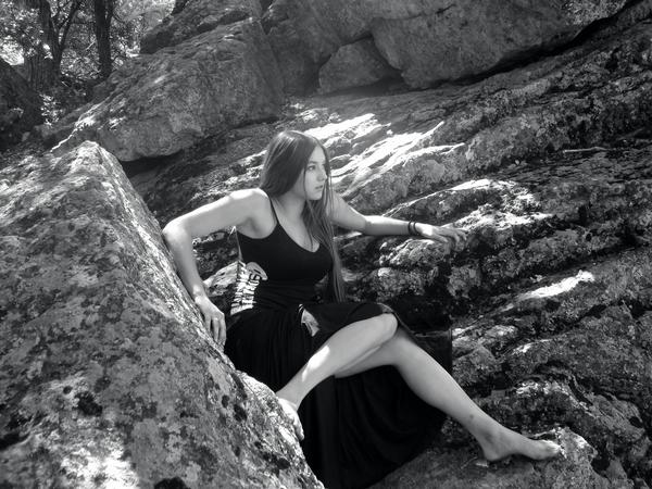 Female model photo shoot of Devilish with Dimples in Moutain Park Cliffs. Tehachapi, California