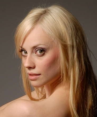 Female model photo shoot of Megan David