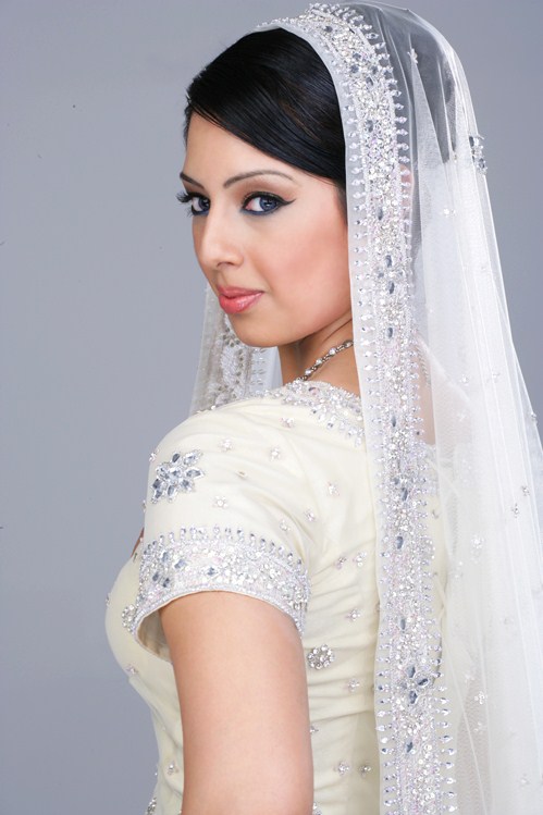 Female model photo shoot of Miss Naveen