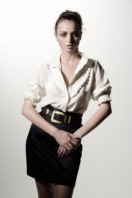 Female model photo shoot of Tanarra Hepburn