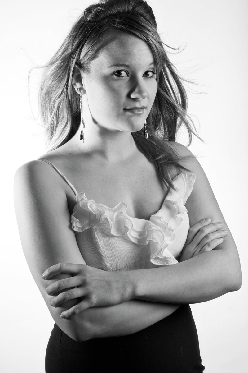 Female model photo shoot of Lindsay Nicole Petroff by Sabrina Jones