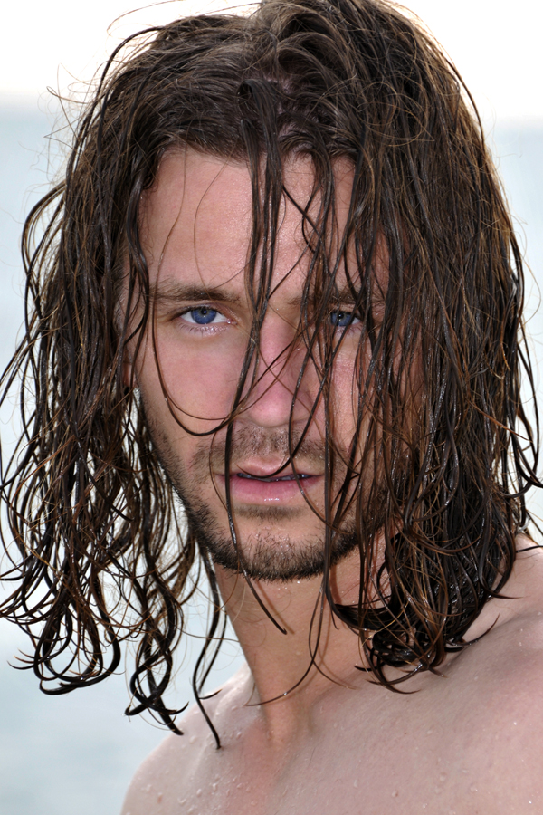 Male model photo shoot of Luke Walsh