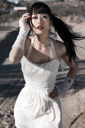 Female model photo shoot of Crystal Yan