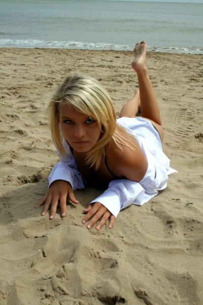 Female model photo shoot of Amy leigh Diaz in beach