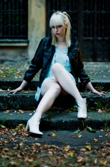 Female model photo shoot of Kasia Bielawska