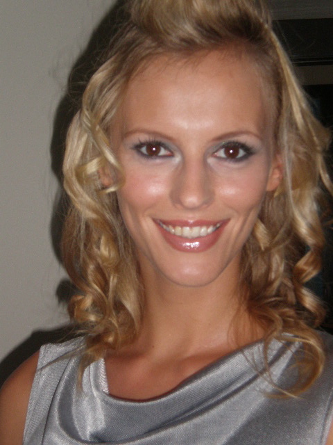 Female model photo shoot of Monika Ritko Beauty