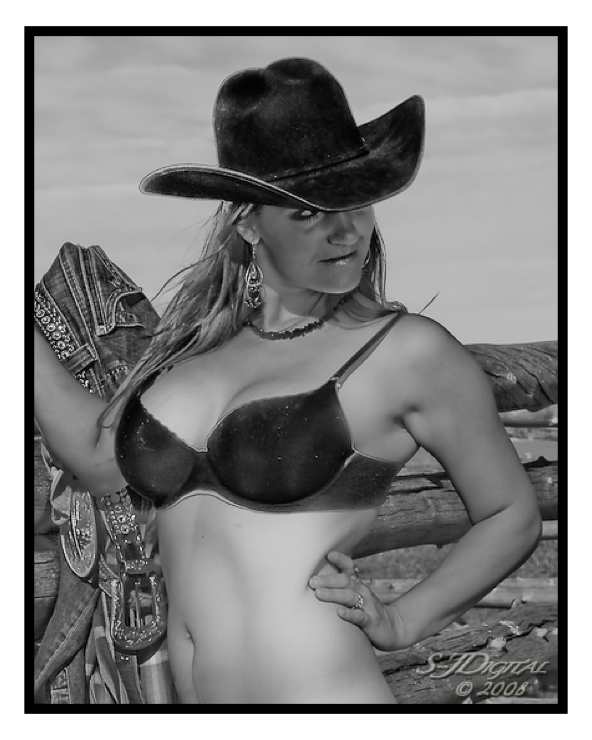 Female model photo shoot of J_Lee in Ellicott Ranch