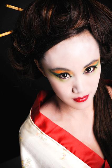 Female model photo shoot of Angela Du
